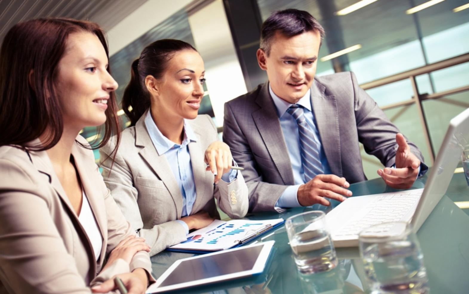 Estrategias de benchmarking financiero